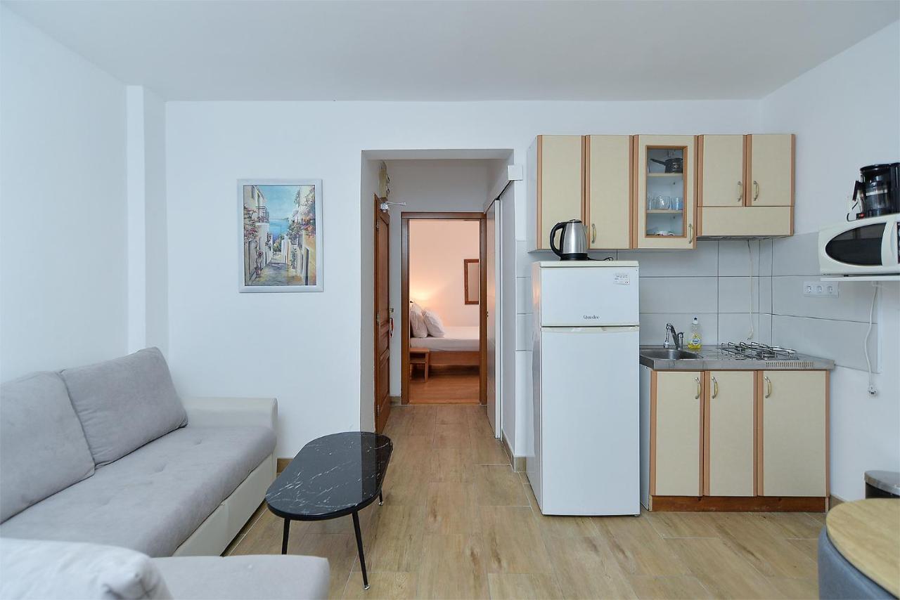 Apartments Orange 709 Fazana Exterior photo